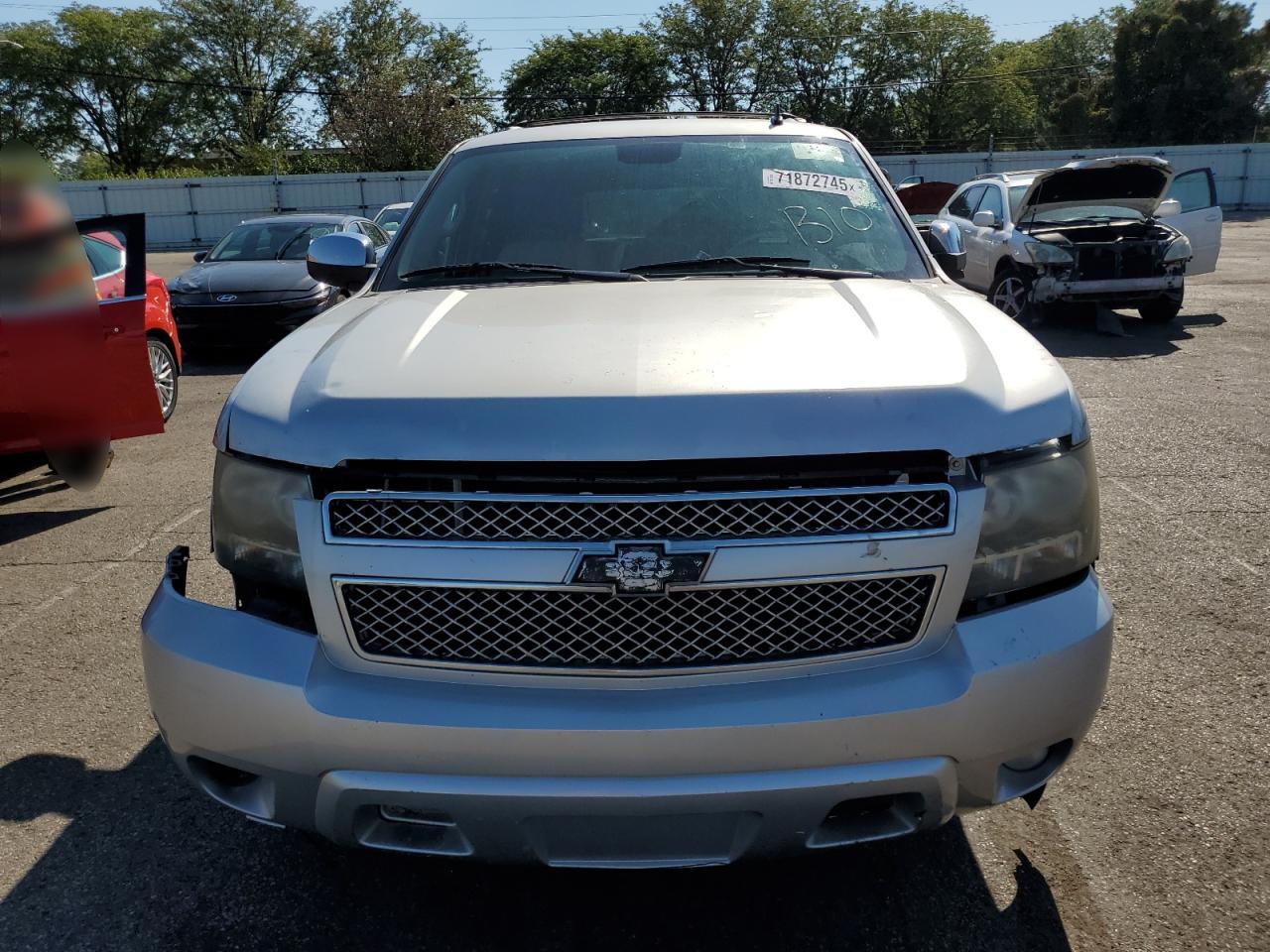 CHEVROLET SUBURBAN K1500 LTZ