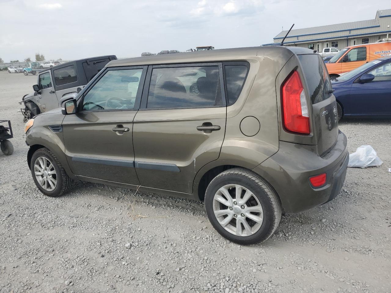 KIA SOUL +