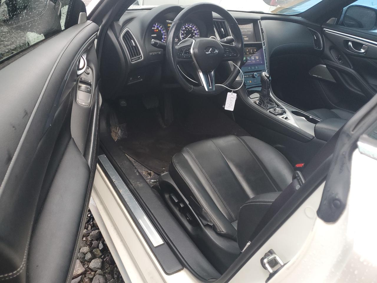 INFINITI Q60 PREMIUM