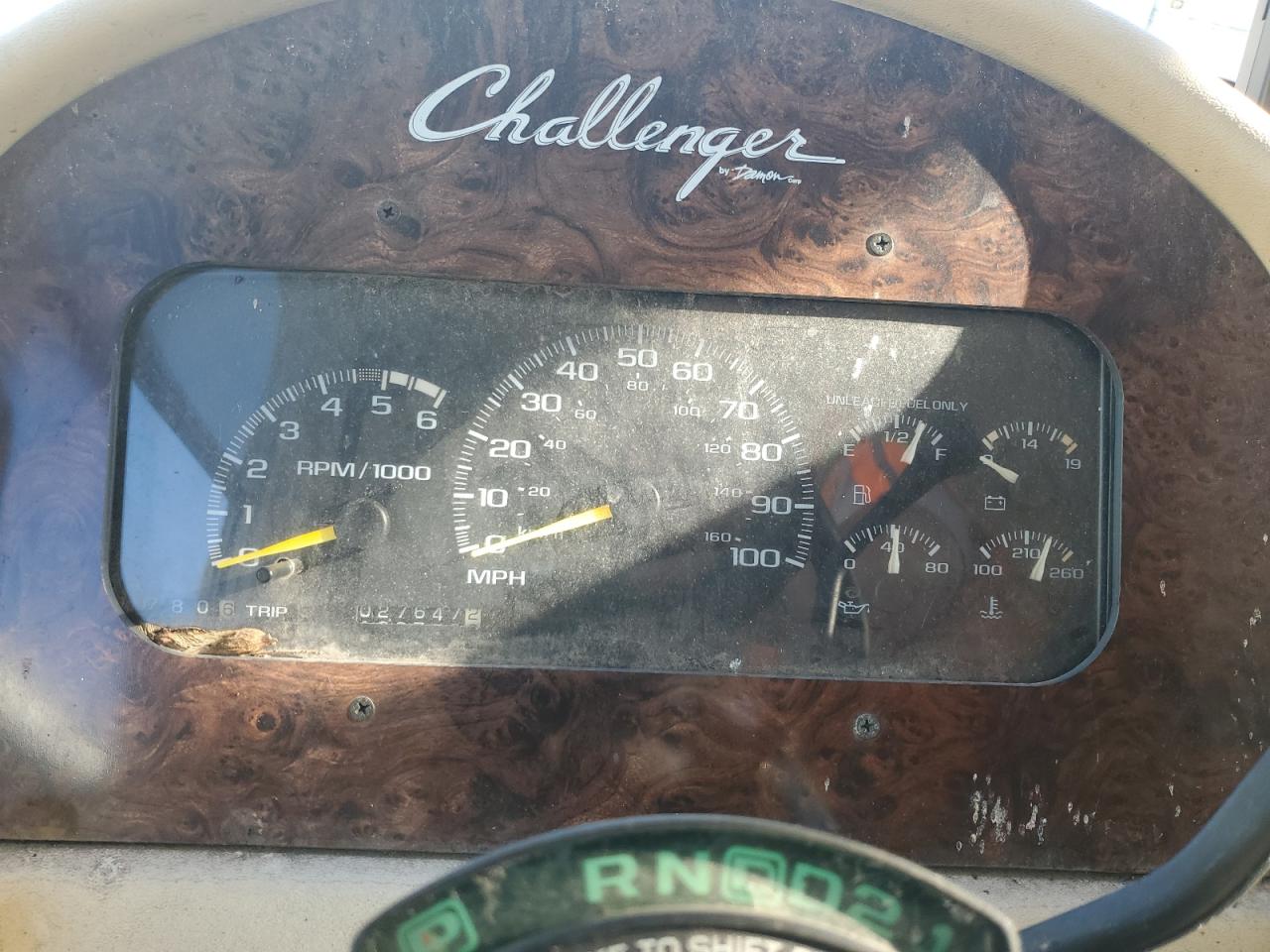 Lot #3246121113 2000 WORKHORSE CUSTOM CHASSIS MOTORHOME