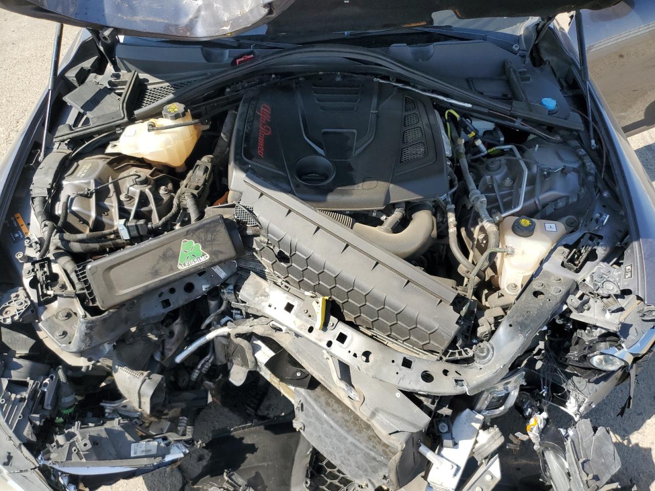 ALFA ROMEO GIULIA TI Q4