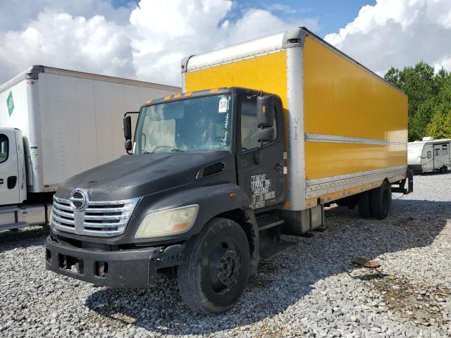 Global Auto Auctions: 2010 HINO 258/268