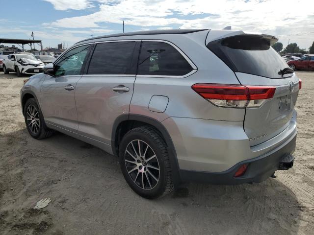 2018 TOYOTA HIGHLANDER SE 5TDJZRFH0JS541219