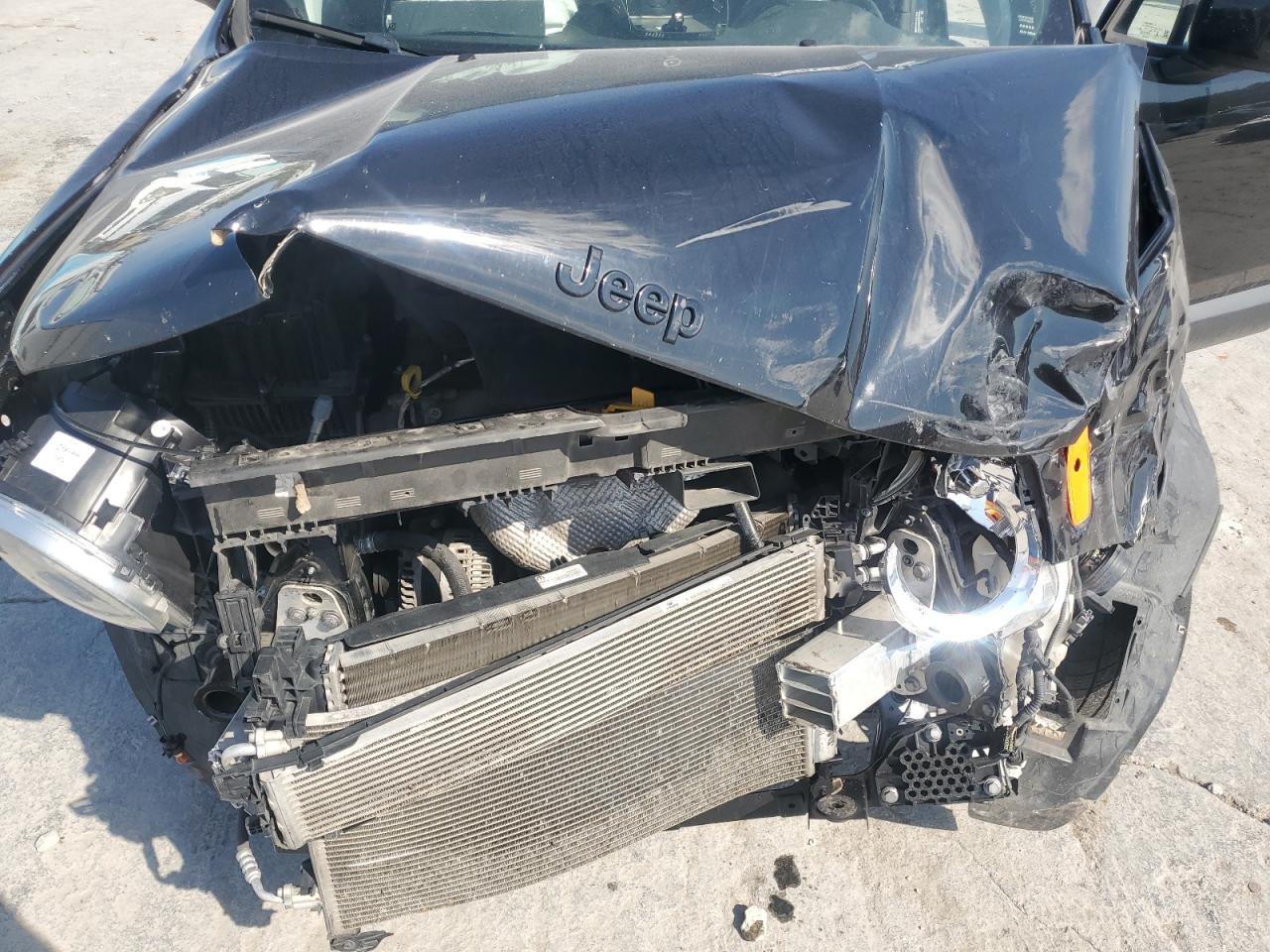 JEEP RENEGADE LATITUDE