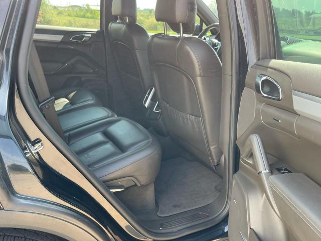 2016 PORSCHE CAYENNE SE WP1AE2A25GLA60042