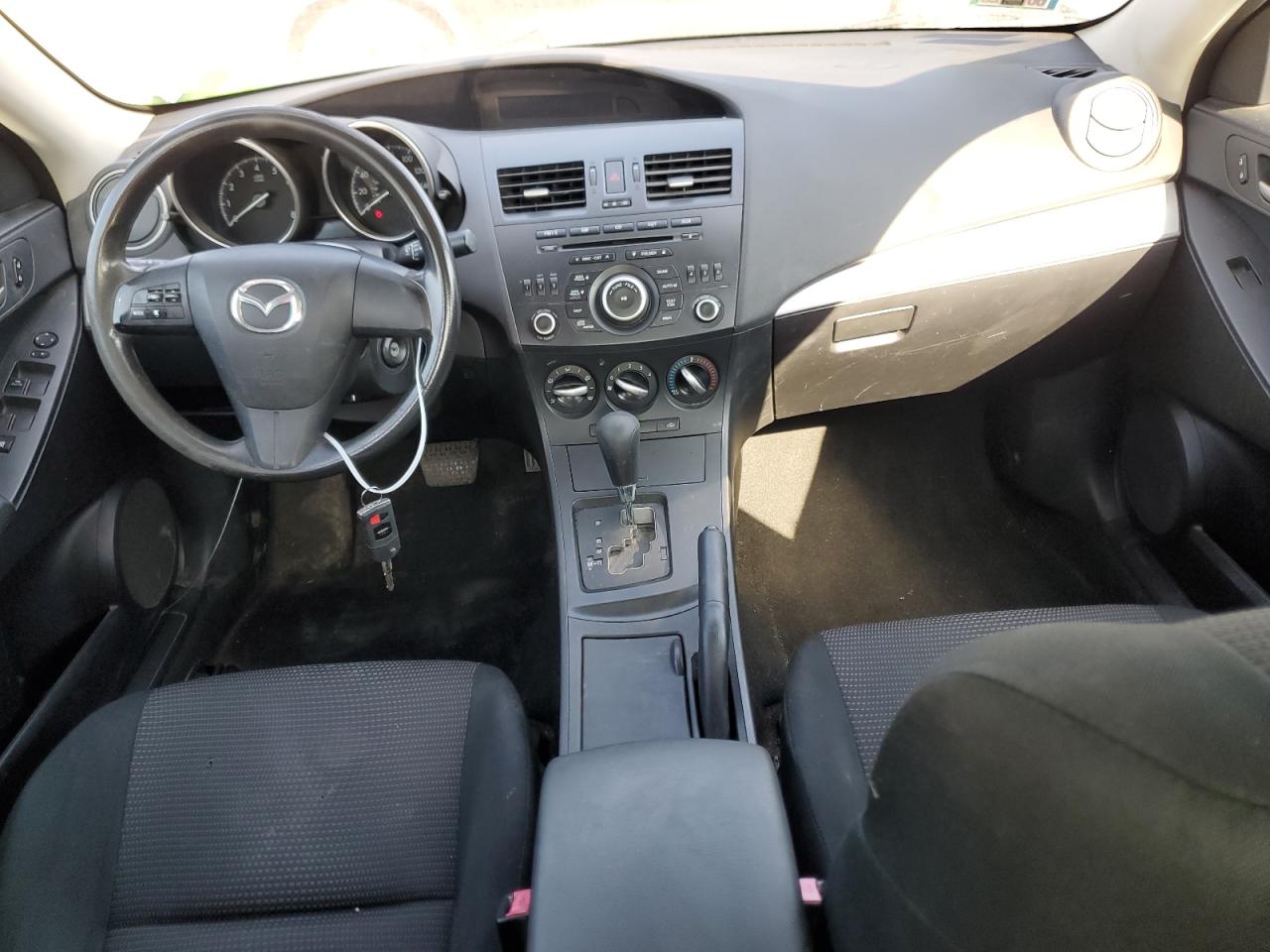 MAZDA 3 I