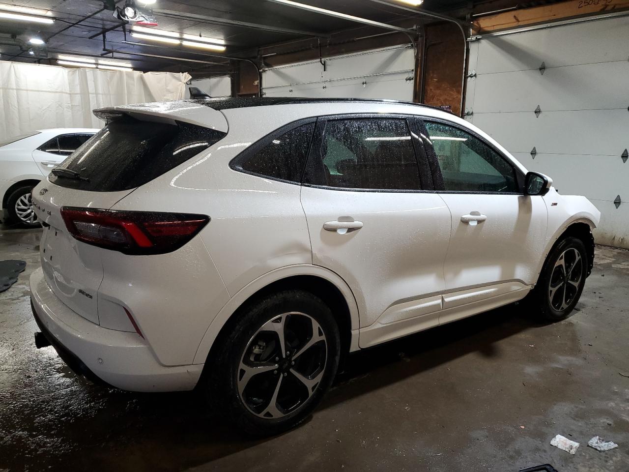 FORD ESCAPE ST LINE SELECT