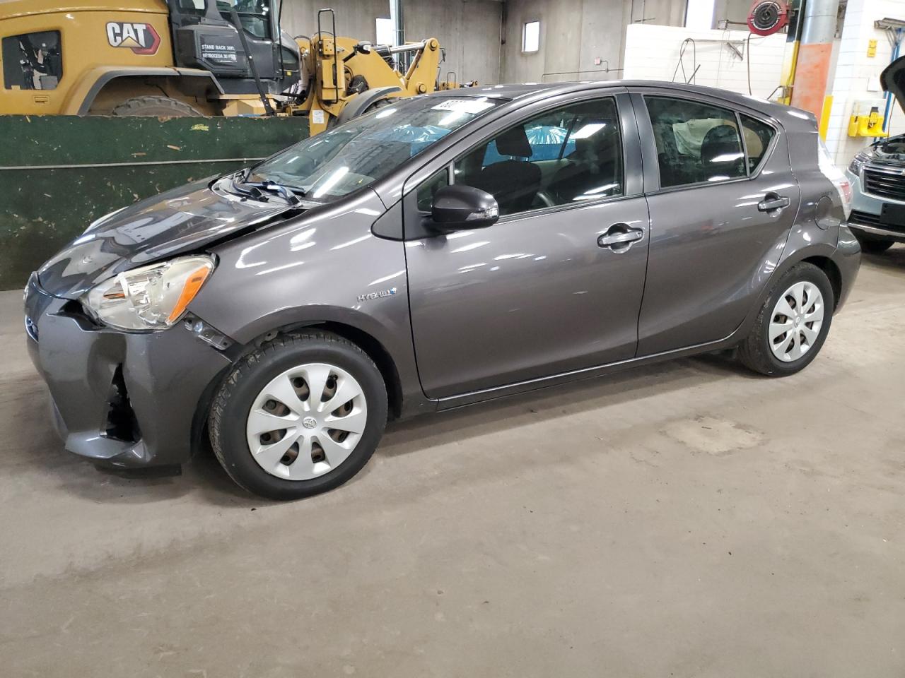 TOYOTA PRIUS C