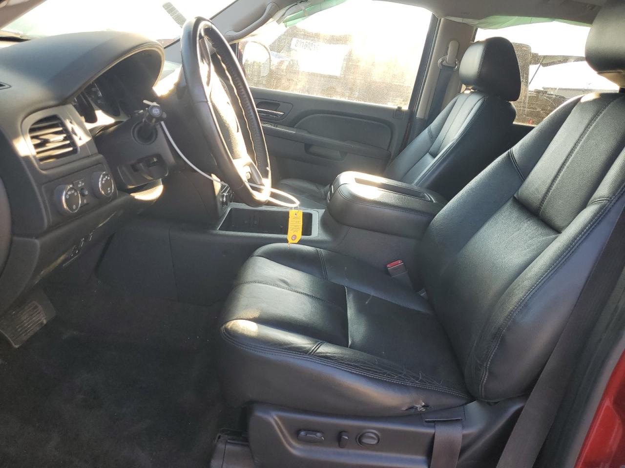 CHEVROLET TAHOE K1500 LT