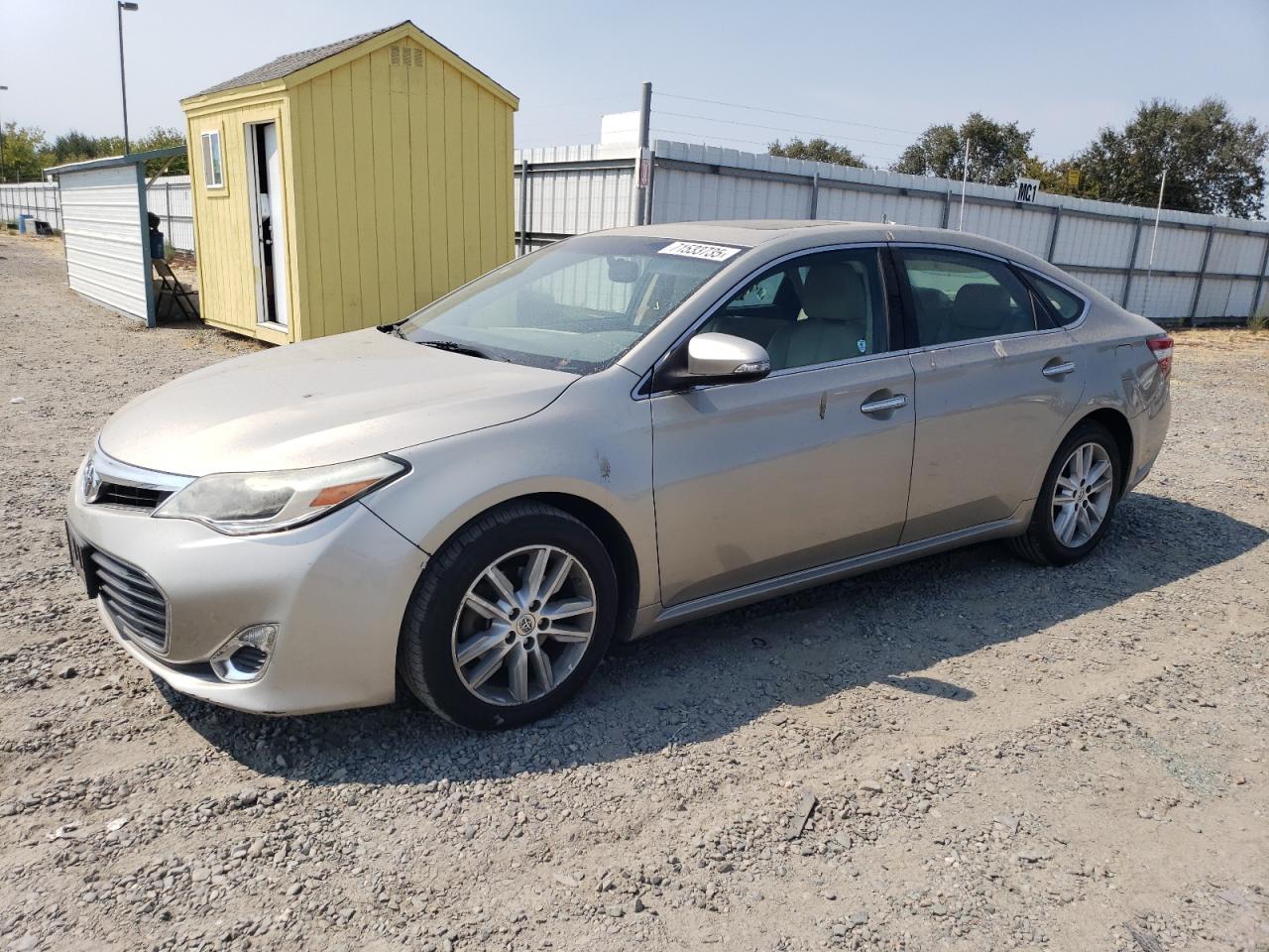 TOYOTA AVALON XLE