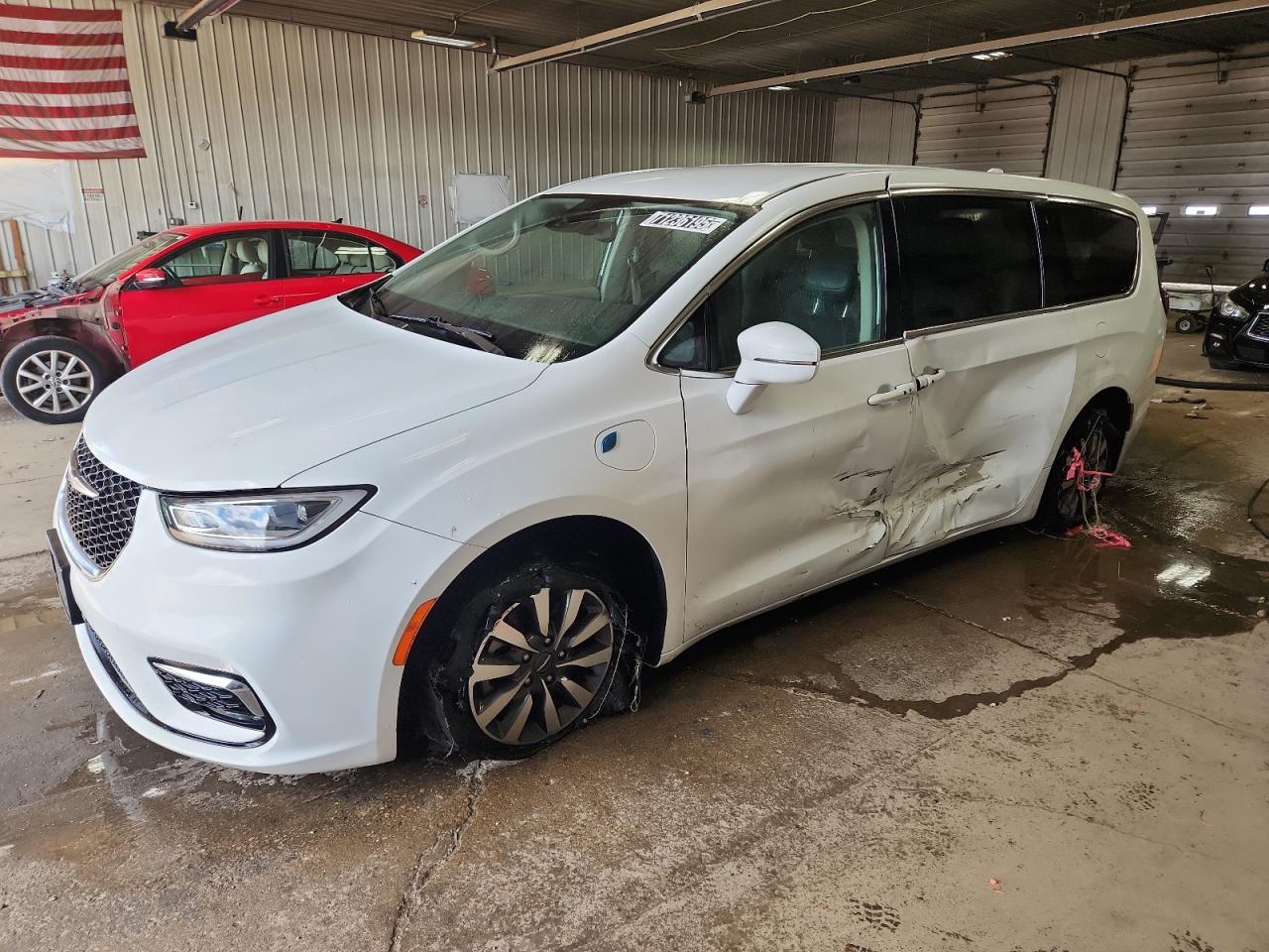 CHRYSLER PACIFICA HYBRID TOURING L