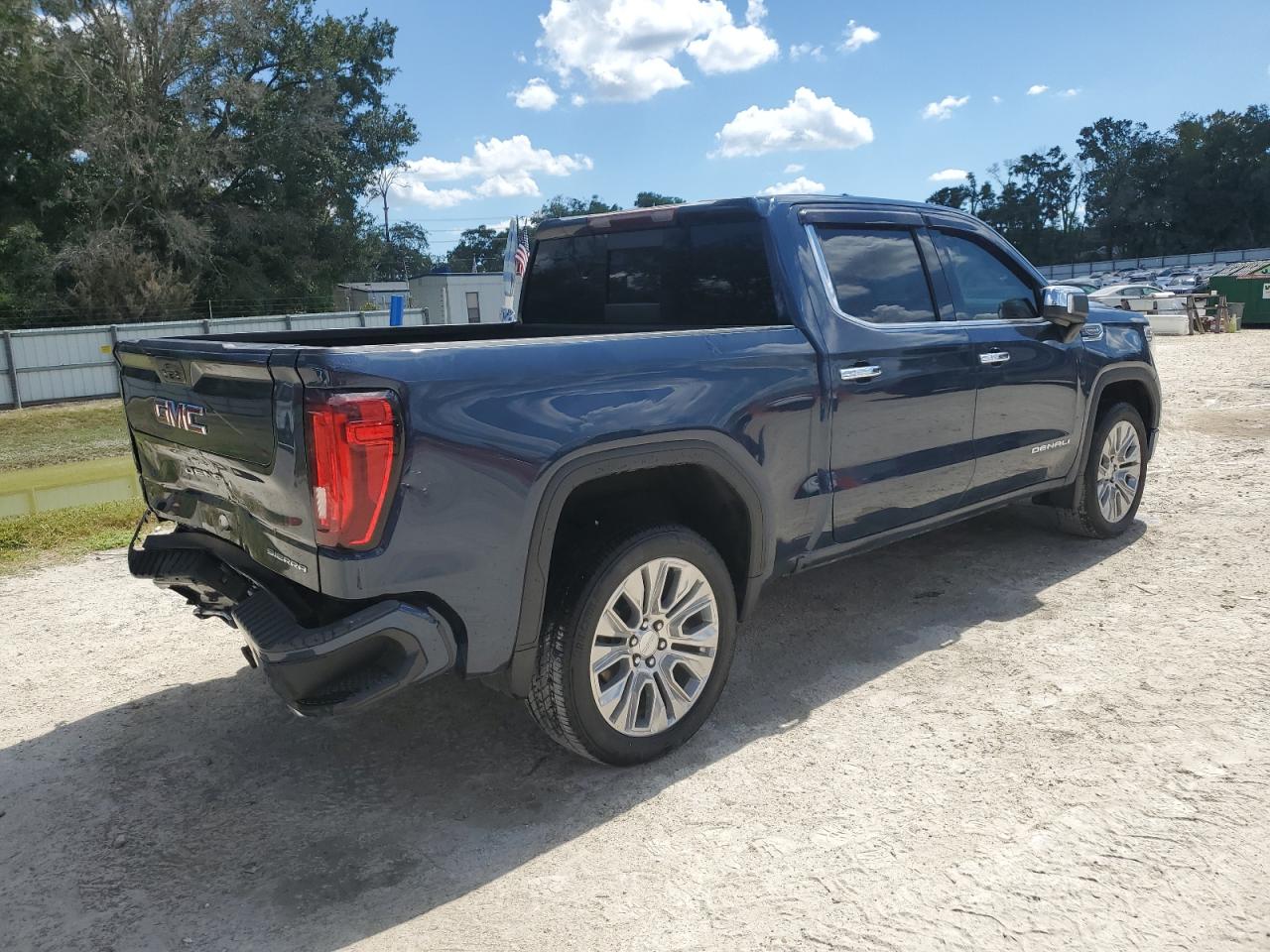 GMC SIERRA K1500 DENALI