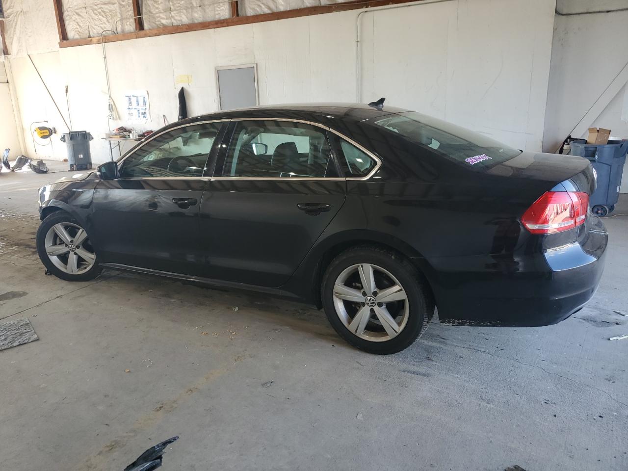 VOLKSWAGEN PASSAT SE