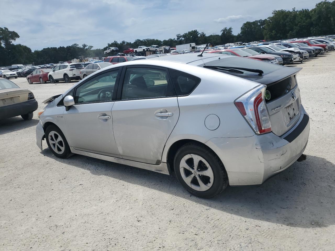 TOYOTA PRIUS