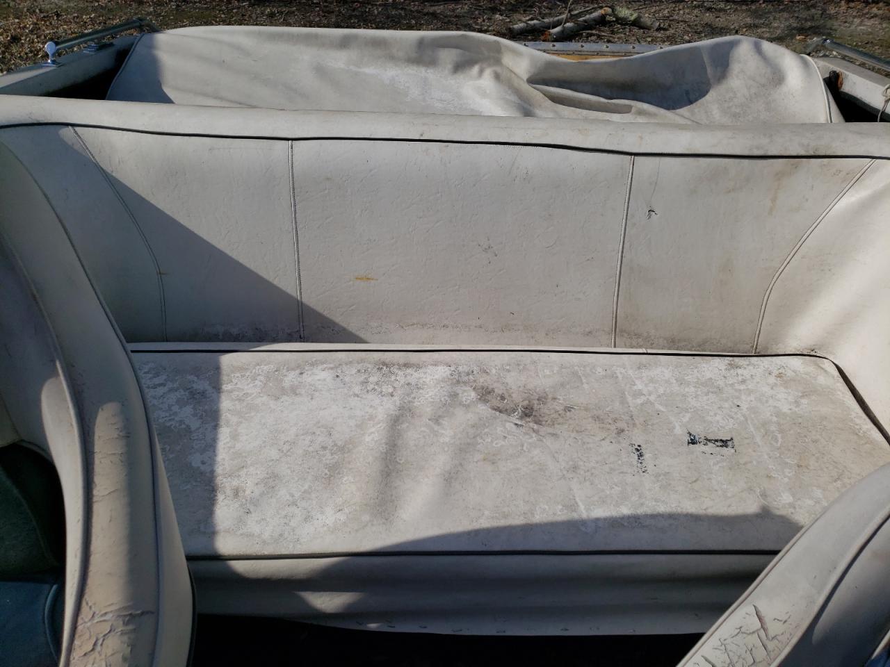 Lot #3261194969 1988 RINKER MARINE LOT