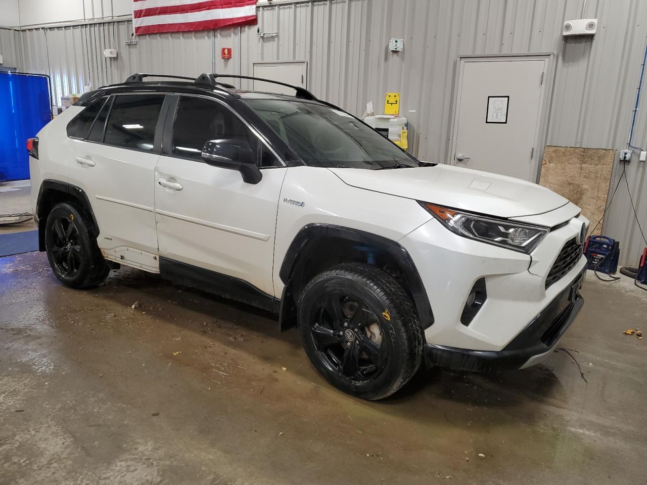 TOYOTA RAV4 XSE