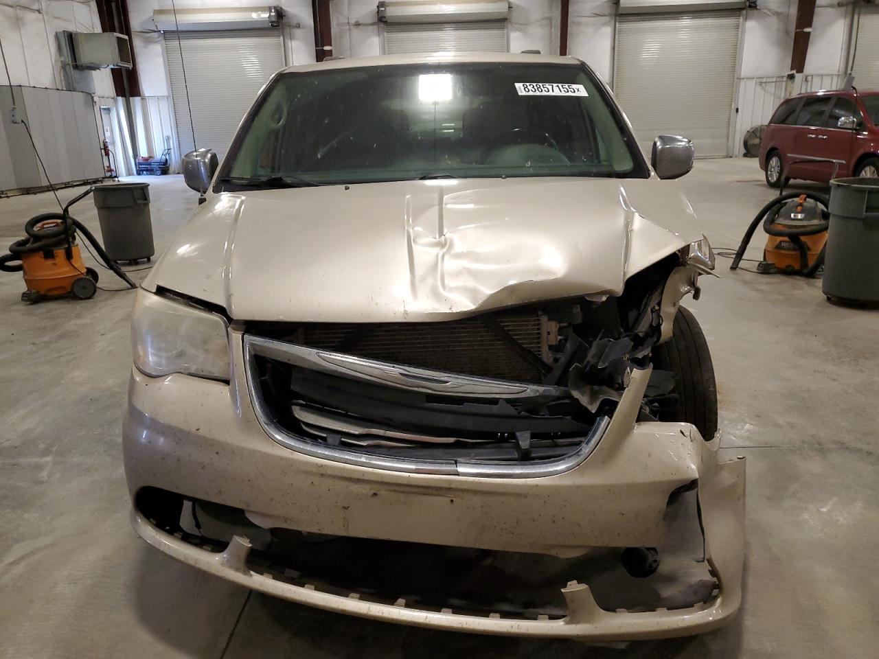 CHRYSLER TOWN & COUNTRY TOURING L