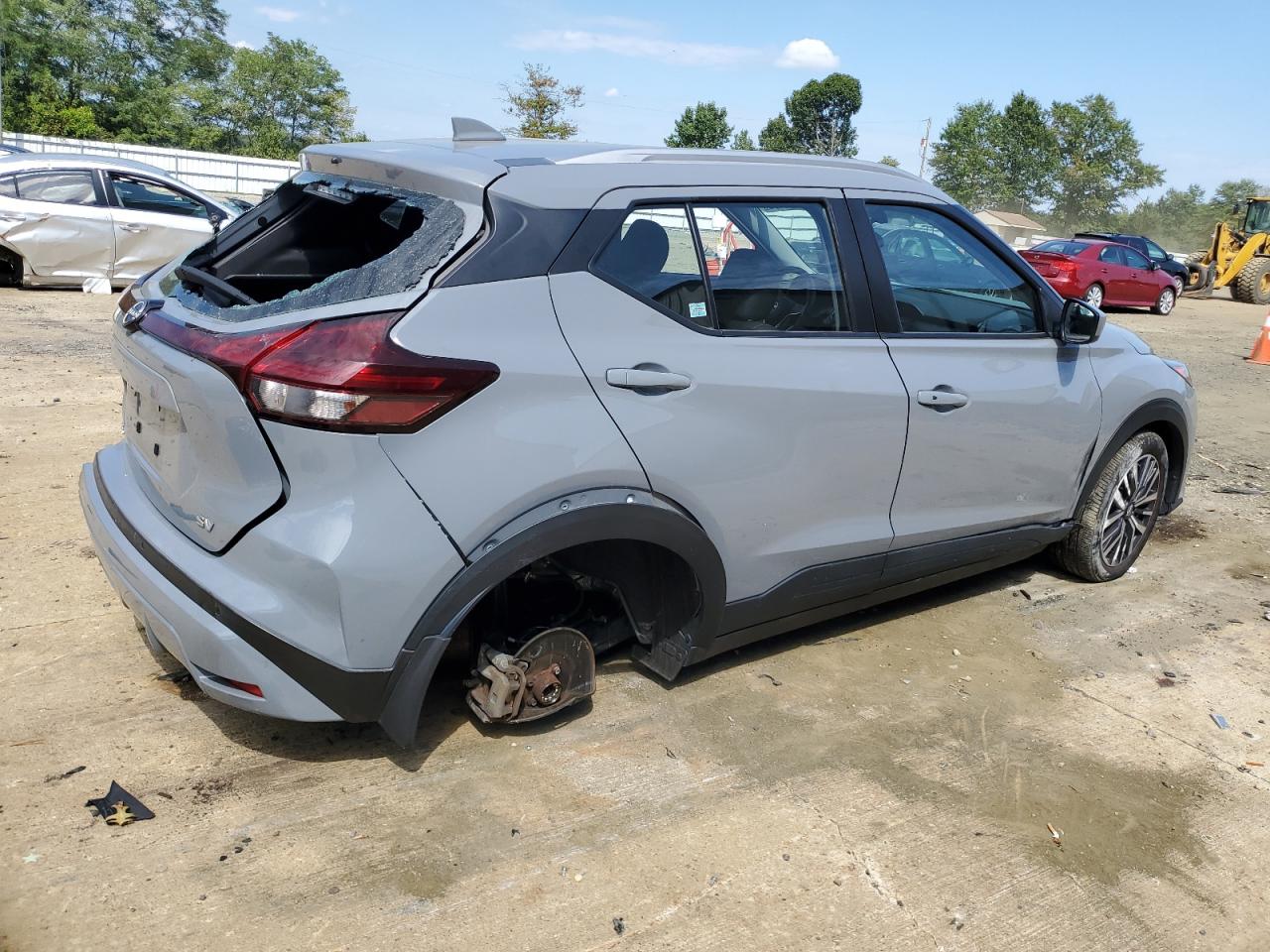 NISSAN KICKS SV