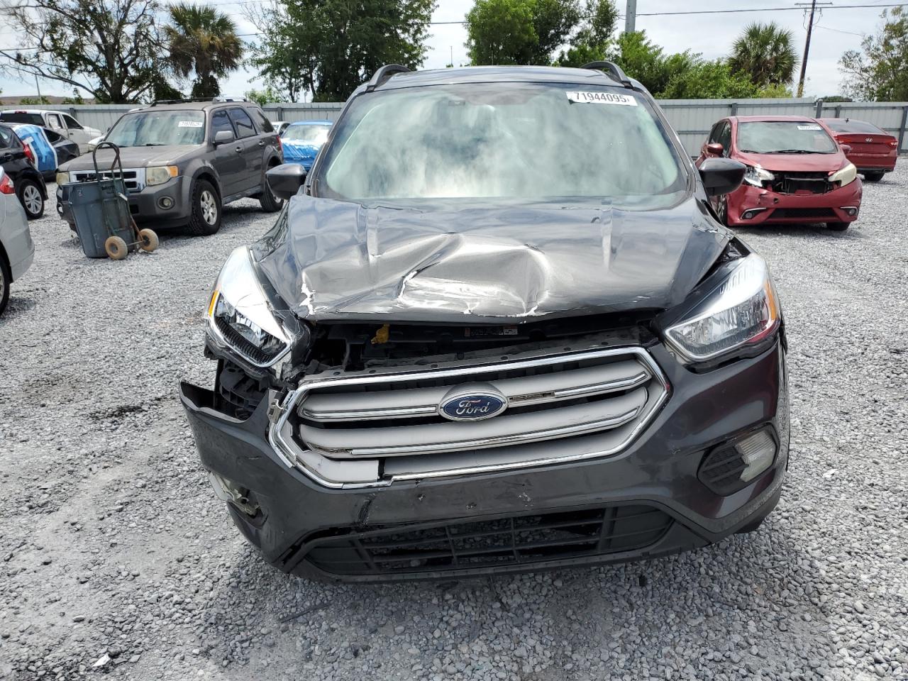 FORD ESCAPE SE