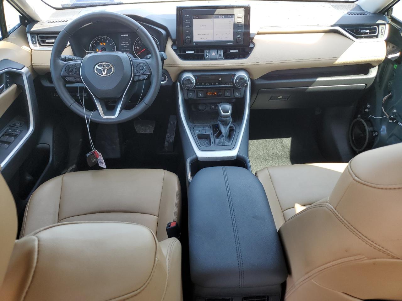 TOYOTA RAV4 XLE PREMIUM