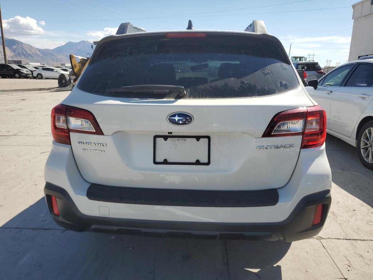 Lot #3309773844 2018 SUBARU OUTBACK 2.