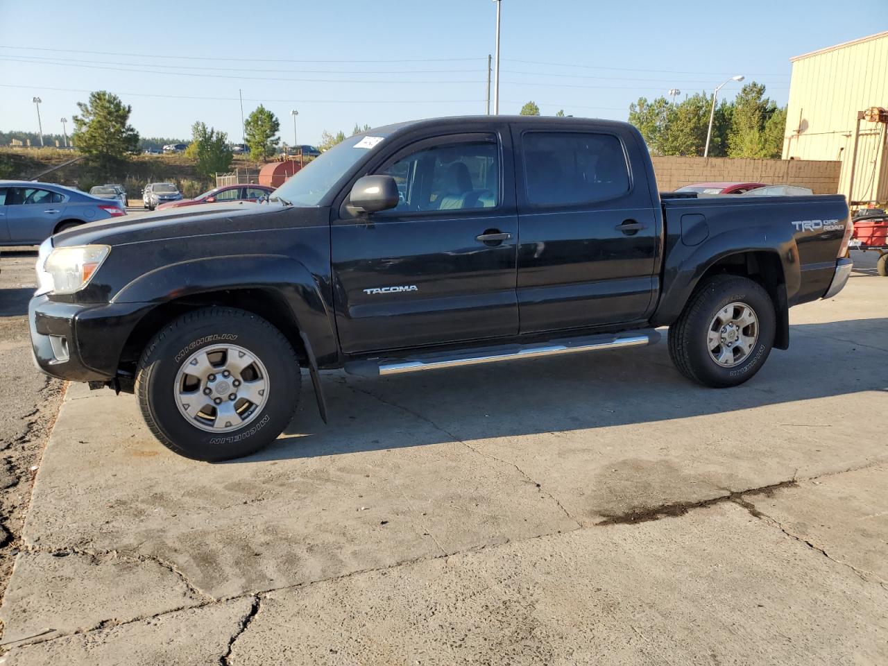 TOYOTA TACOMA DOUBLE CAB