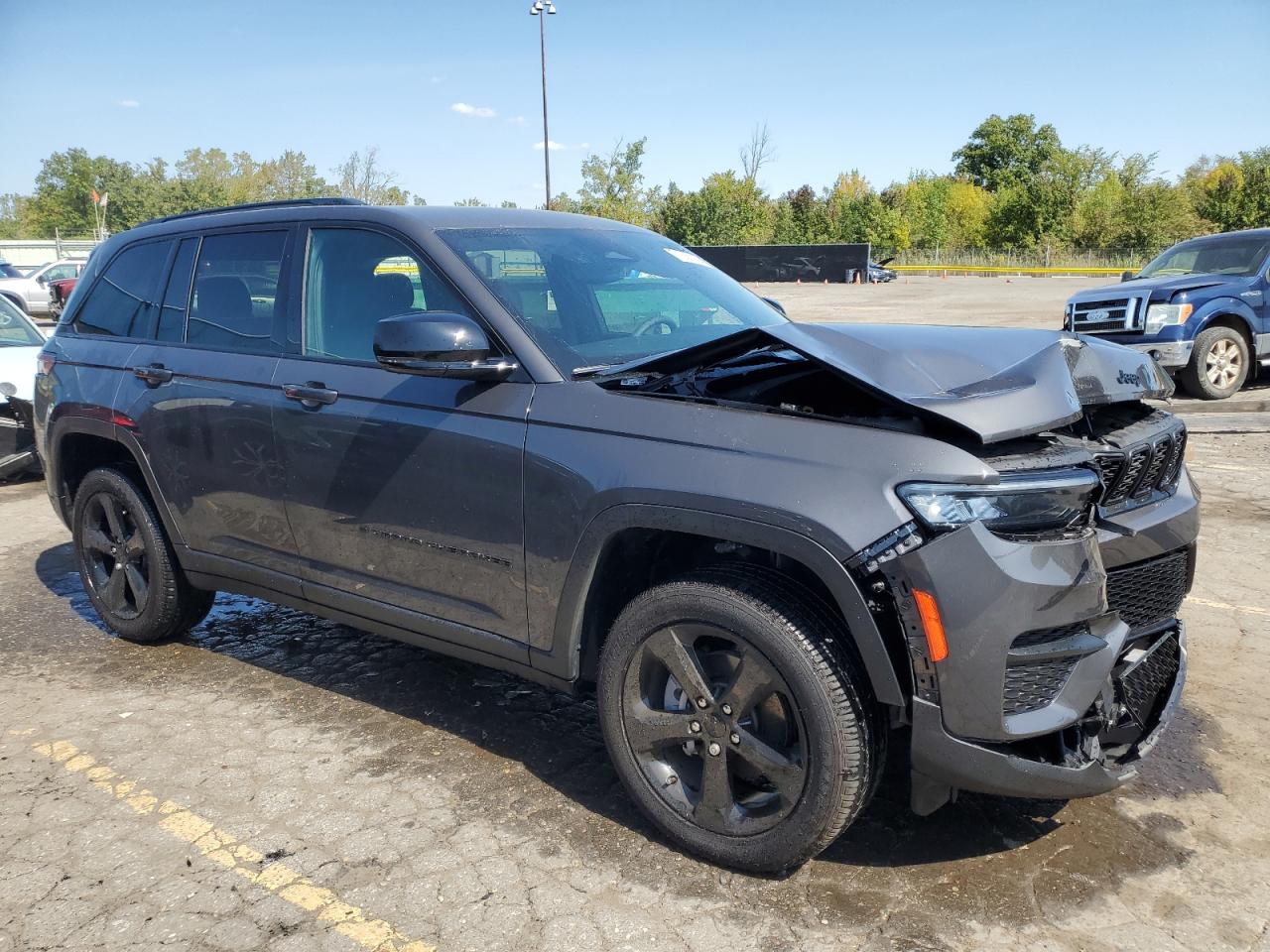JEEP GRAND CHEROKEE LAREDO