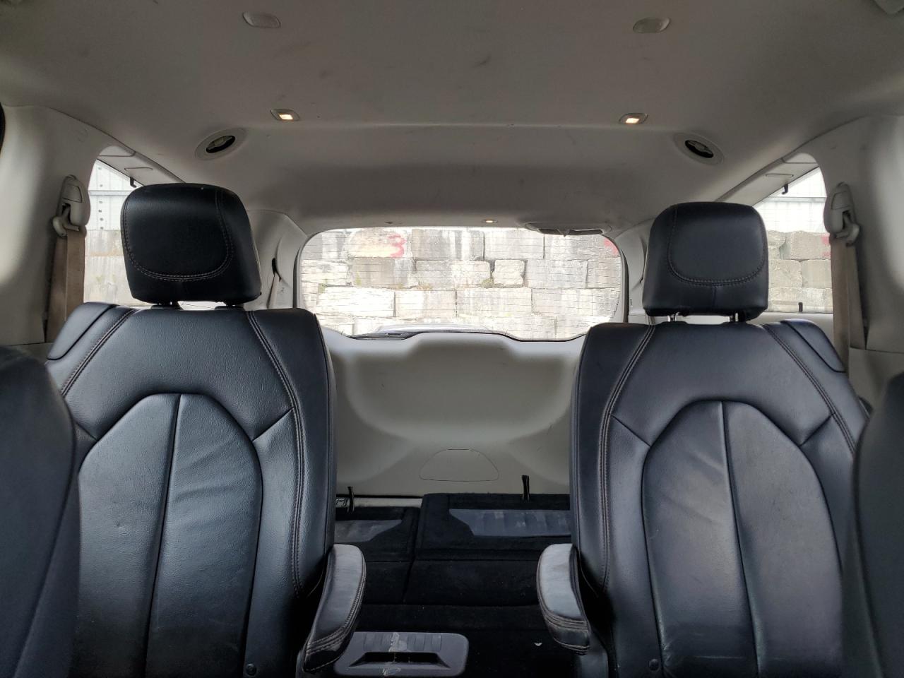 CHRYSLER PACIFICA TOURING L