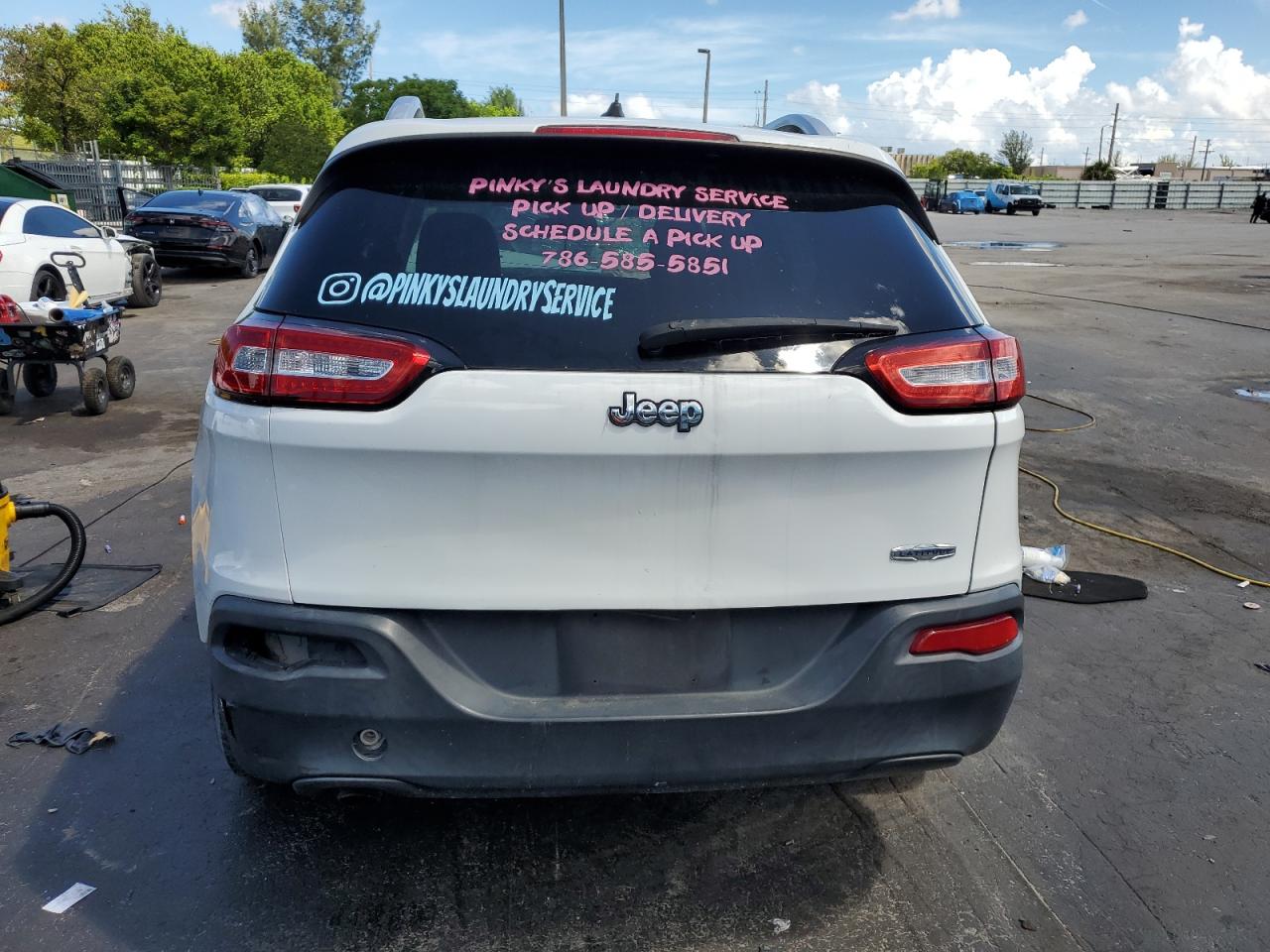 JEEP GRAND CHEROKEE LATITUDE