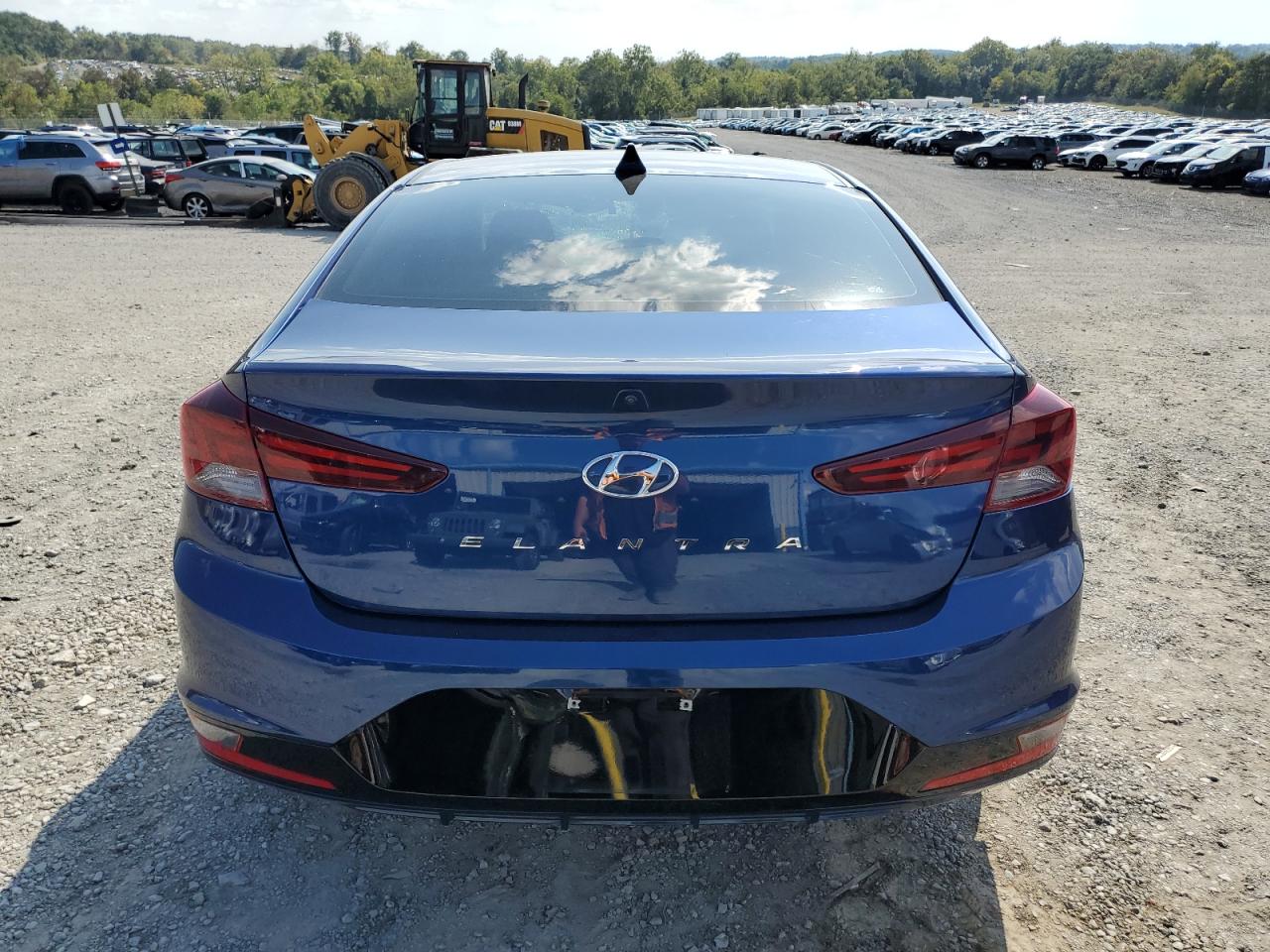 HYUNDAI ELANTRA SEL