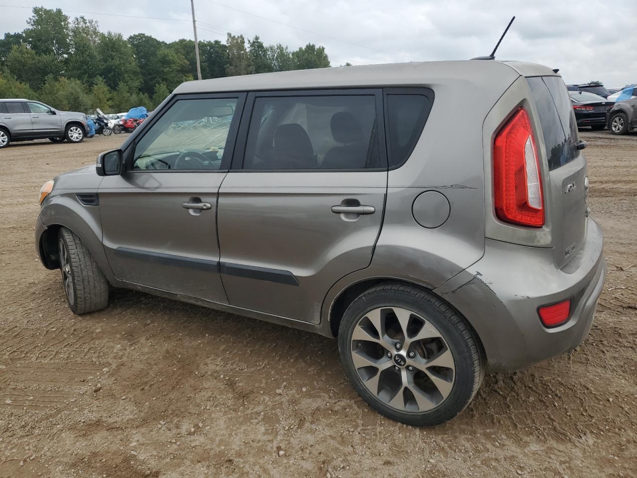 KIA SOUL +
