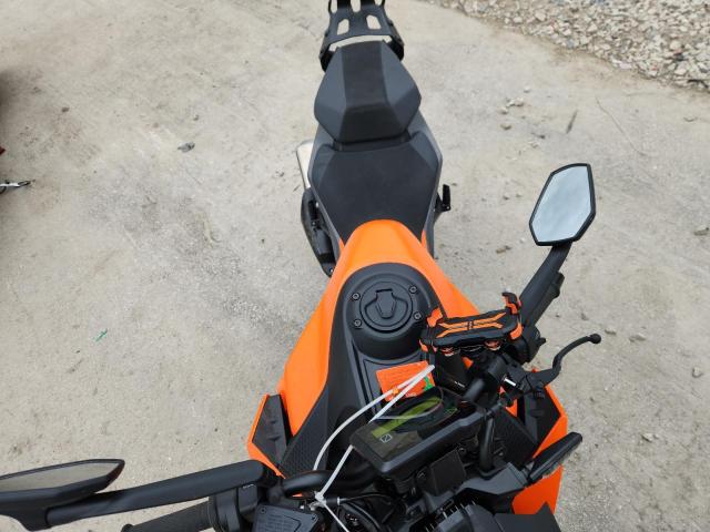 2024 KTM 990 DUKE VBKTV9406RM995031
