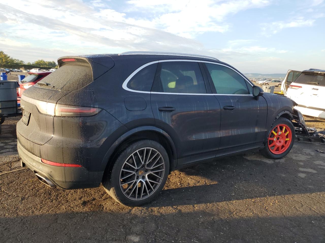 PORSCHE CAYENNE