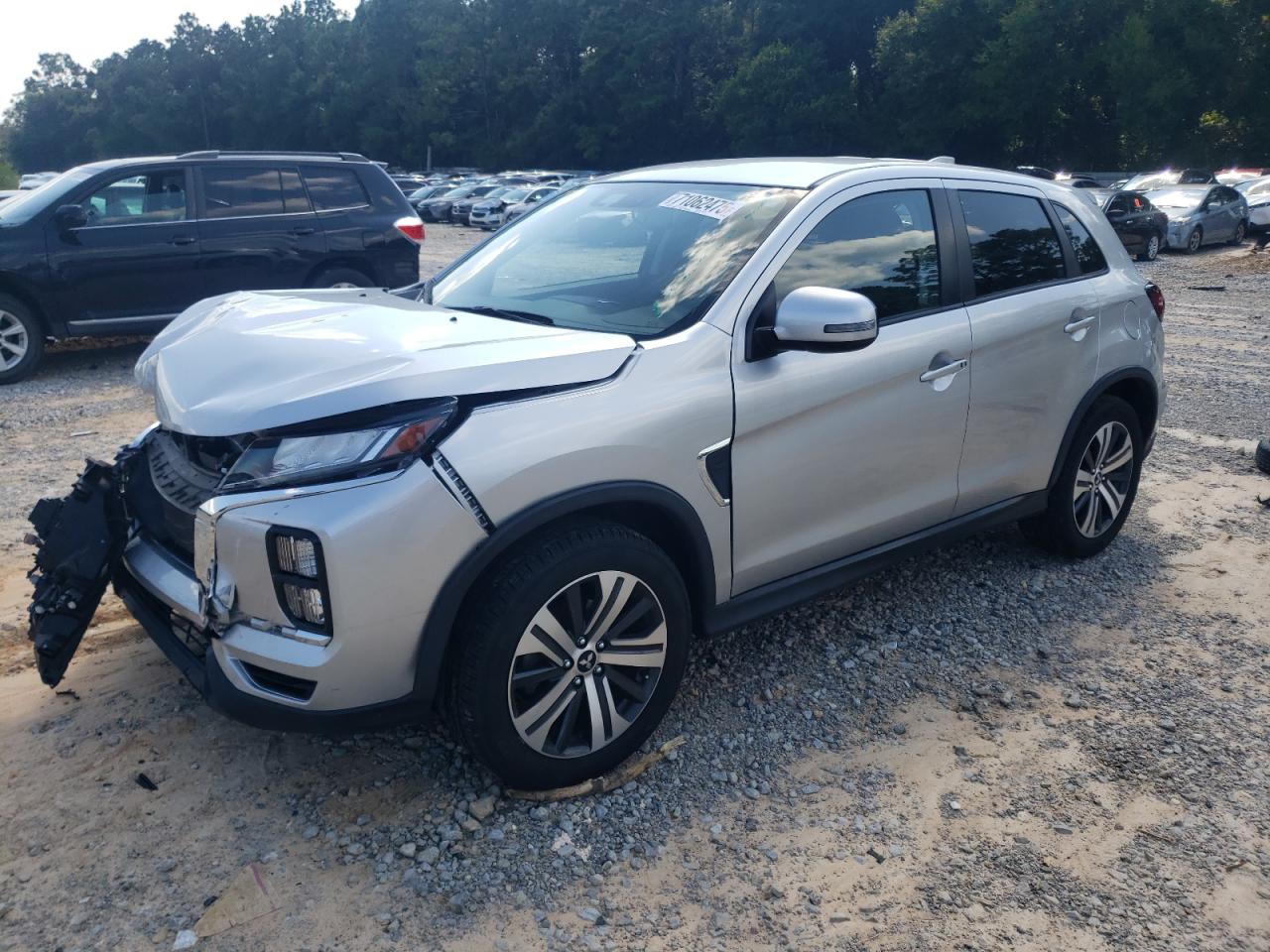 MITSUBISHI OUTLANDER ES