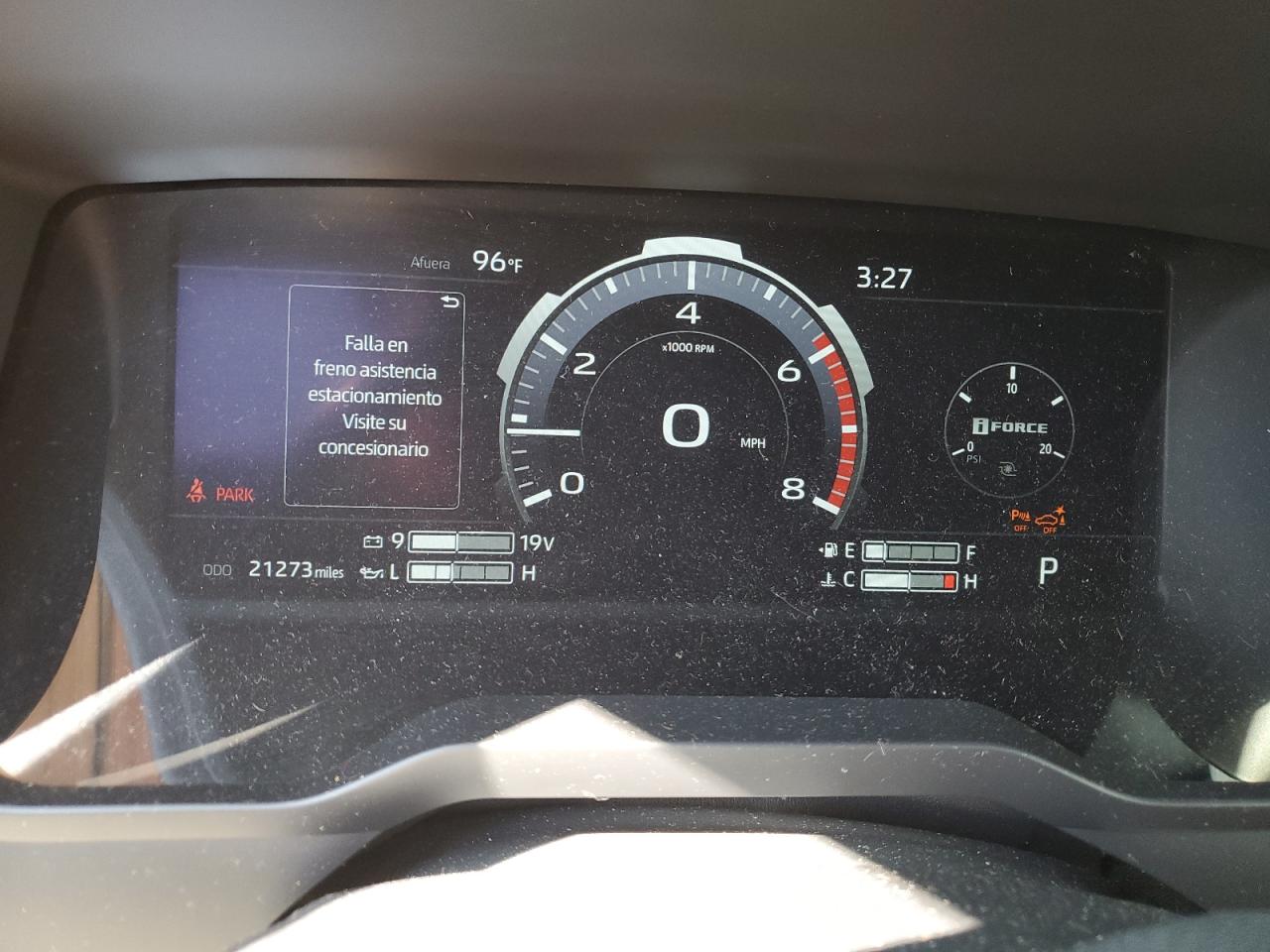 TOYOTA TUNDRA CREWMAX PLATINUM