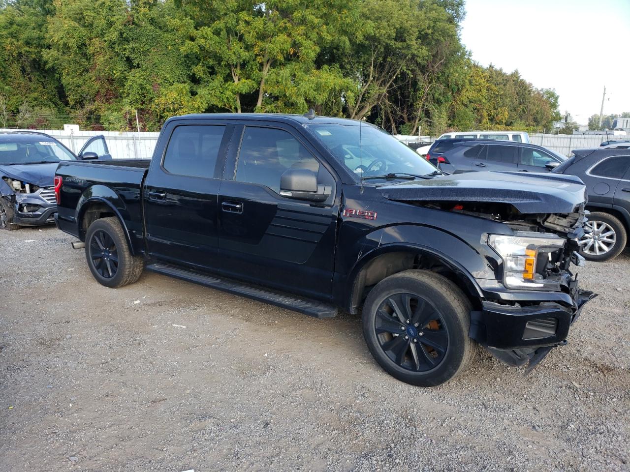 FORD F-150 SUPERCREW