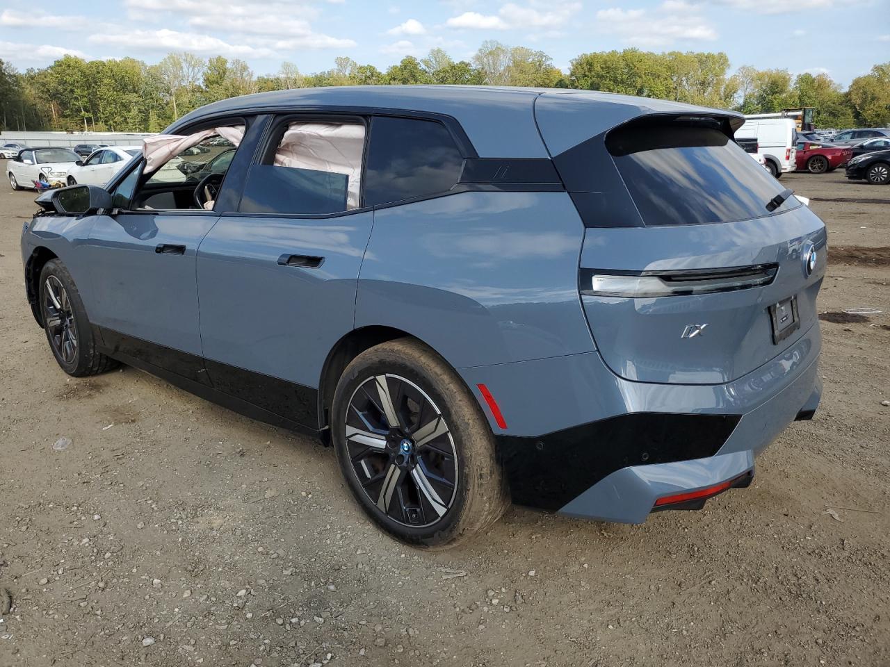 BMW IX XDRIVE50