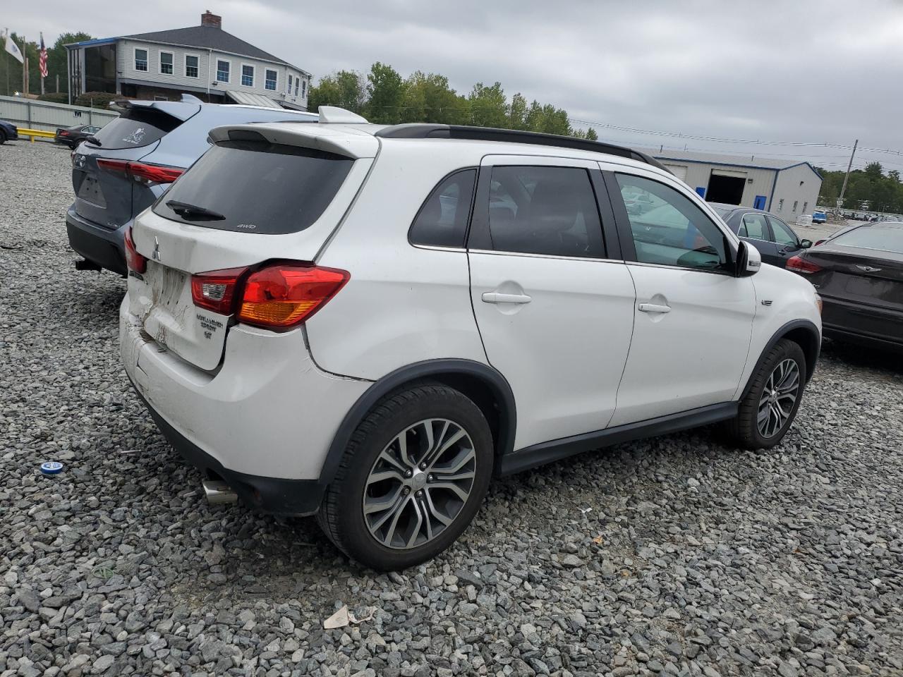 MITSUBISHI OUTLANDER SEL