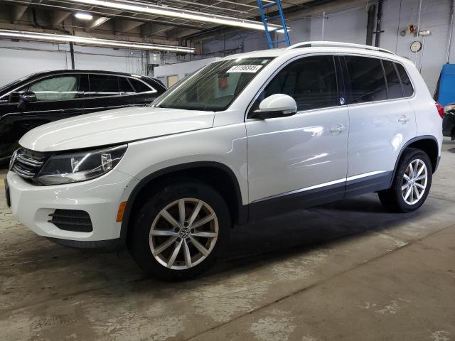 2017 VOLKSWAGEN TIGUAN WOL WVGSV7AX4HK016261