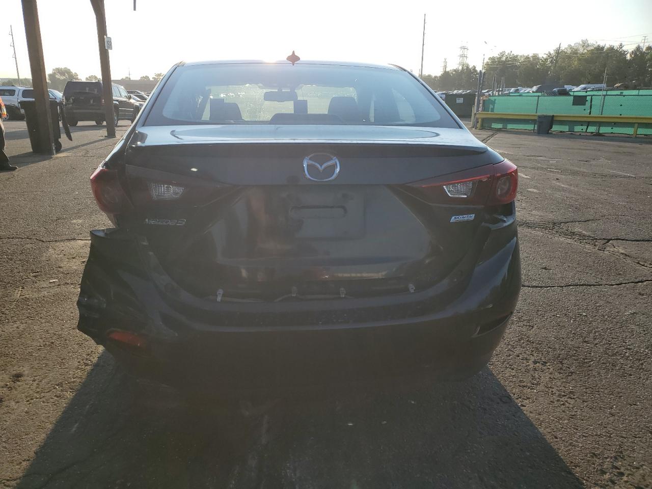 MAZDA 3 TOURING