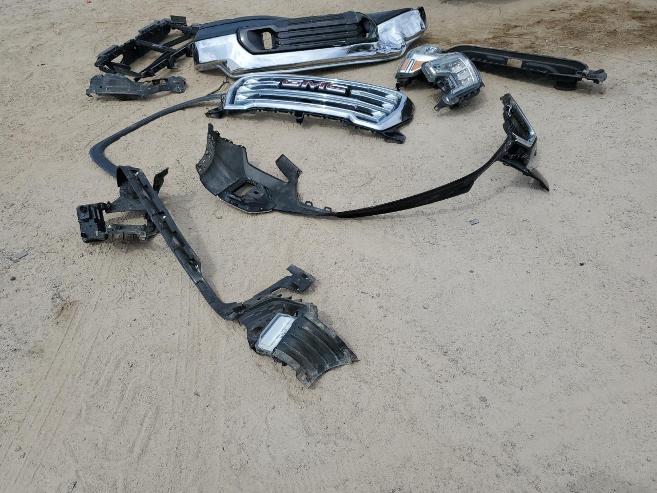 GMC SIERRA 1500 K1500 SLT