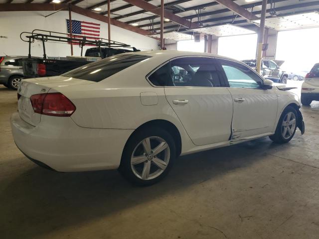 2014 VOLKSWAGEN PASSAT S - 1VWAT7A3XEC038092