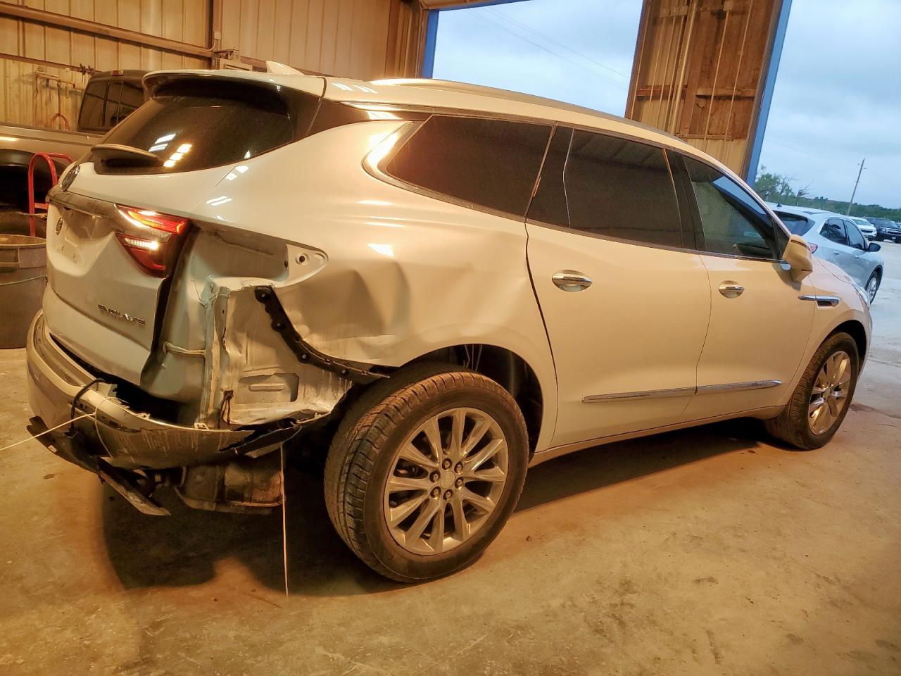 BUICK ENCLAVE PREMIUM