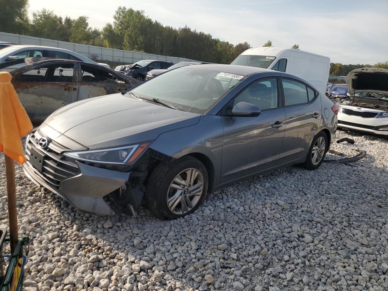 HYUNDAI ELANTRA SEL