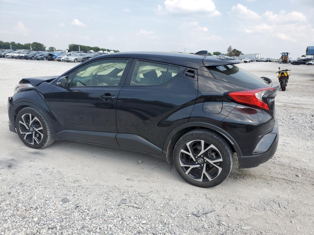 TOYOTA C-HR XLE
