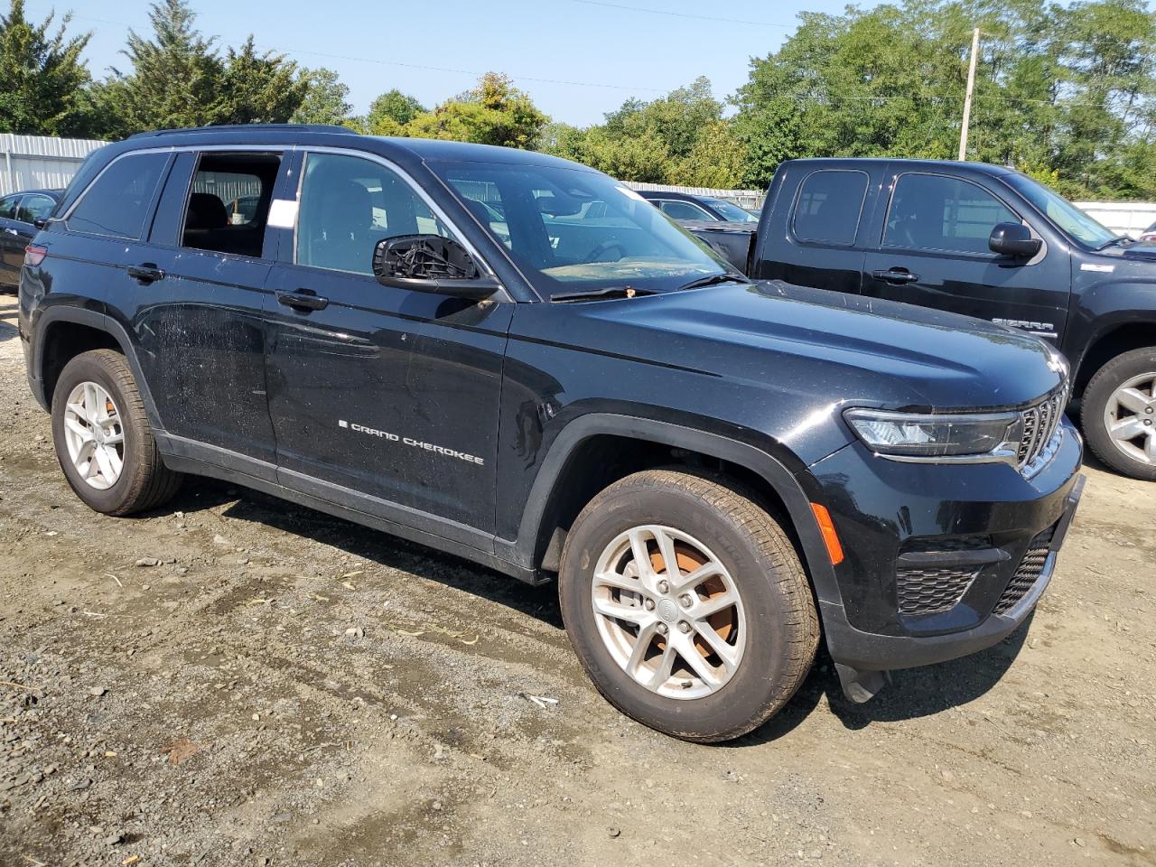 JEEP GRAND CHEROKEE LAREDO