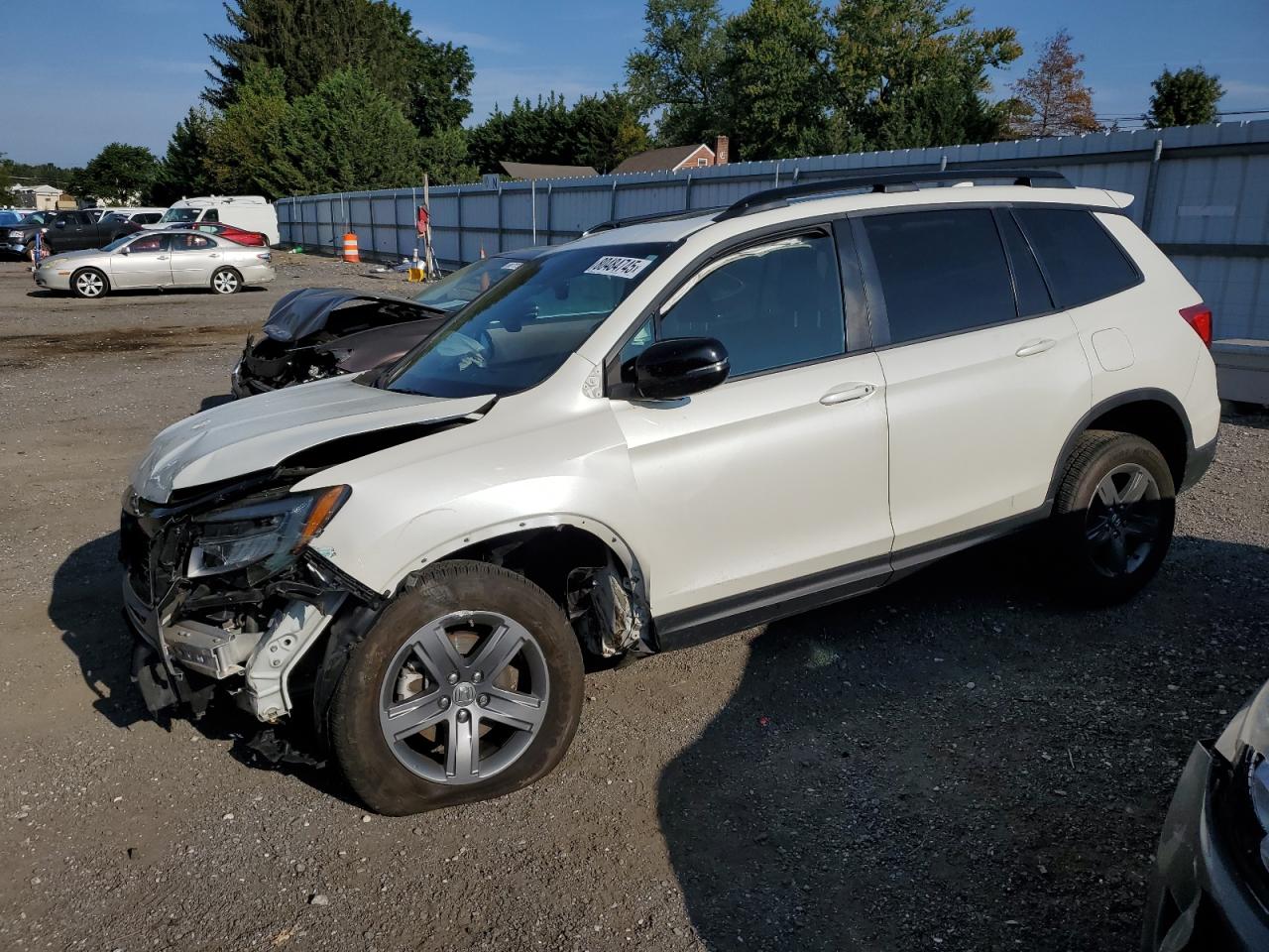 Lot #3291390140 2019 HONDA PASSPORT T