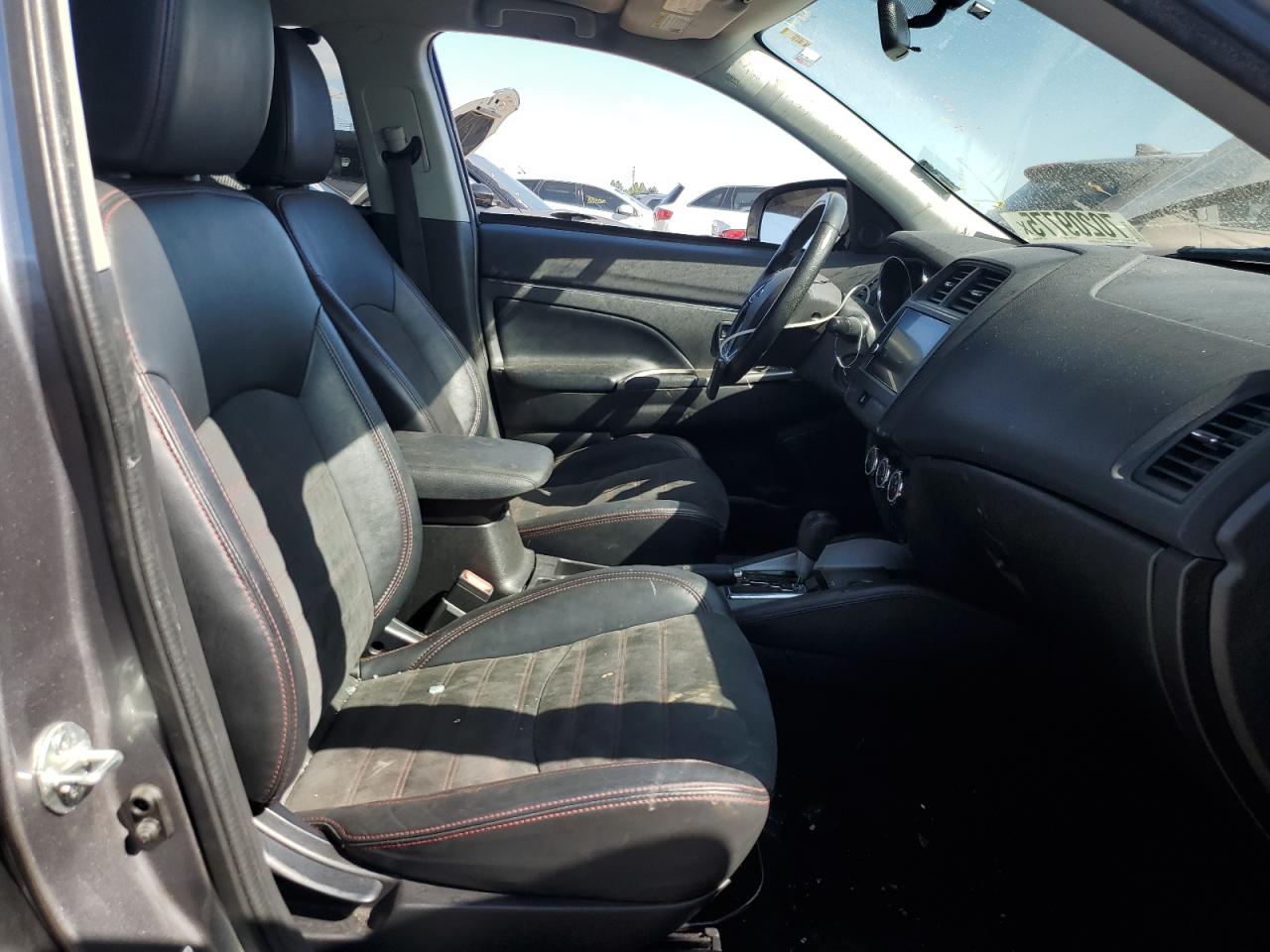 MITSUBISHI OUTLANDER ES