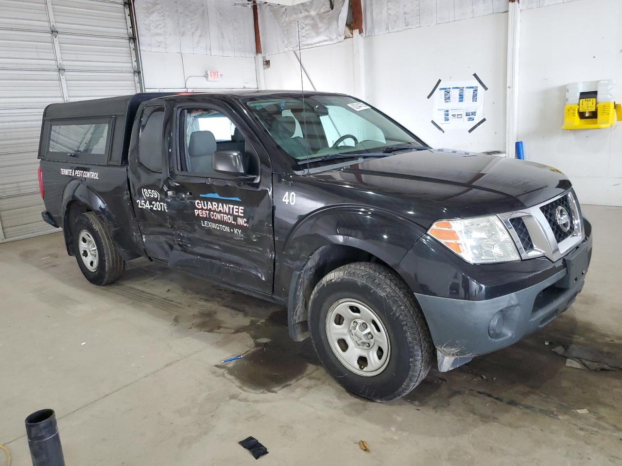 NISSAN FRONTIER S