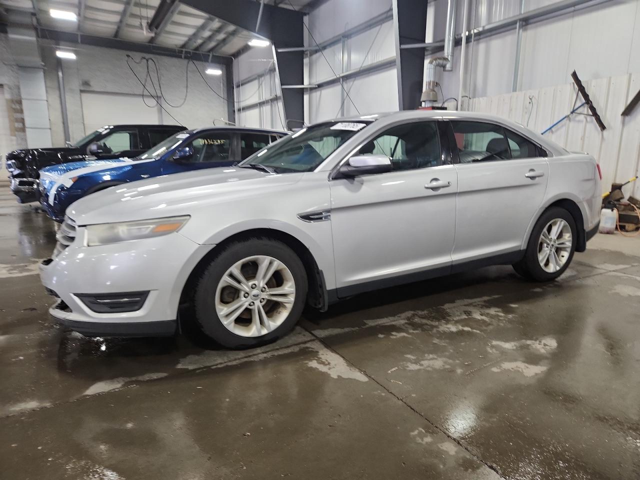 FORD TAURUS SEL
